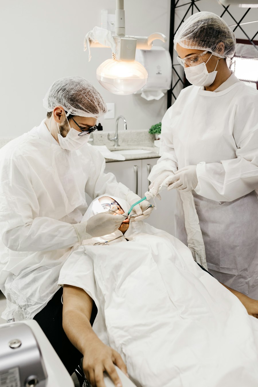 Microscope-guided root canal in Dhaka